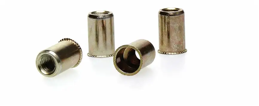 אומים במידות אינציות UNC פלדה